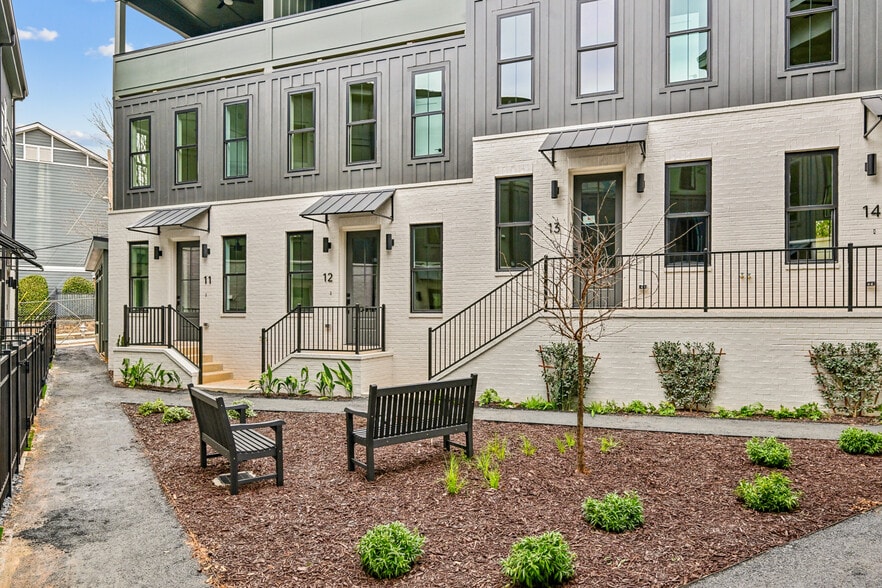 More Photos Of , Atlanta Multifamily For Sale