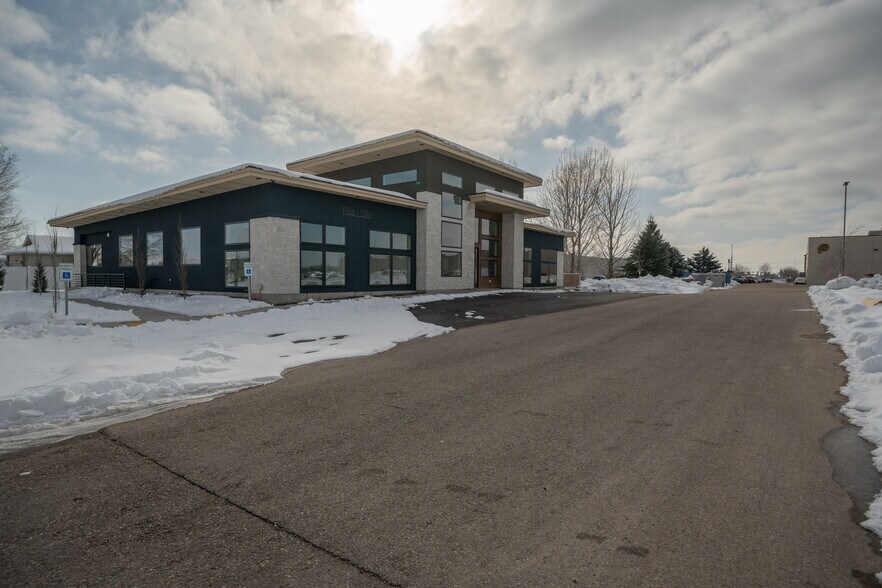 More Photos Of 1070 Curlew Dr, Ammon Medical For Lease