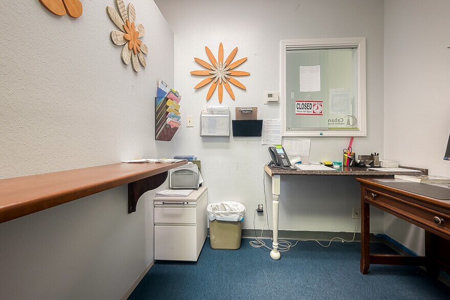 More Photos Of 208-214 E X St, Deer Park Medical For Lease