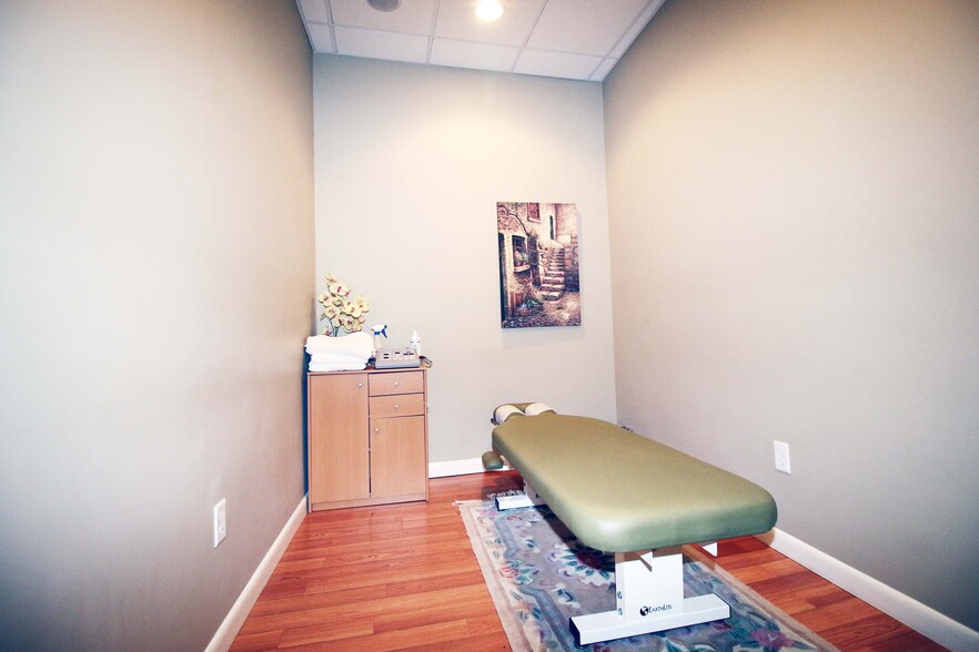More Photos Of 845 N Main St, Providence Medical For Sale