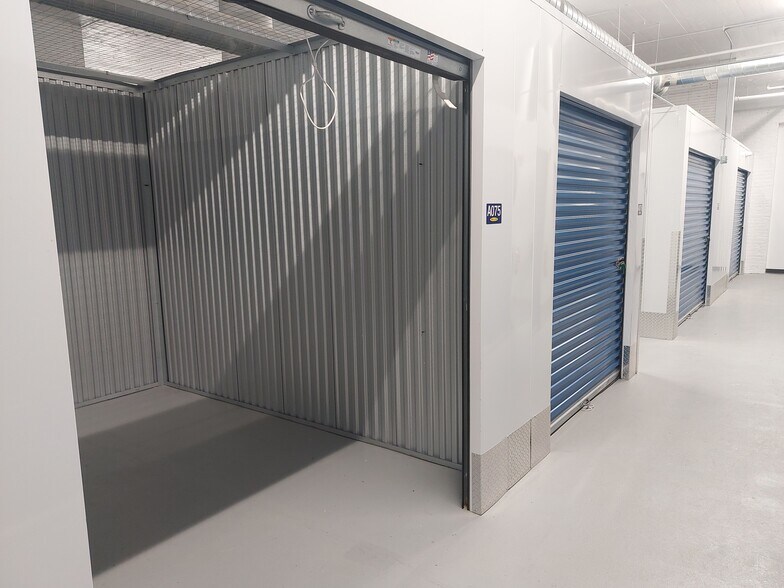 More Photos Of 50 Terminal St, Charlestown Self Storage For Lease