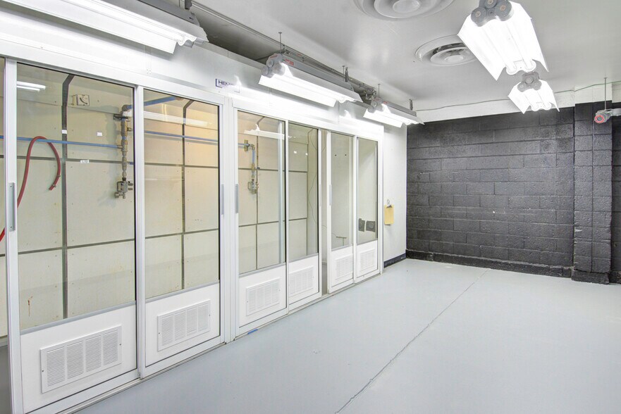 More Photos Of 1045 W 45th Ave, Denver Warehouse For Sale