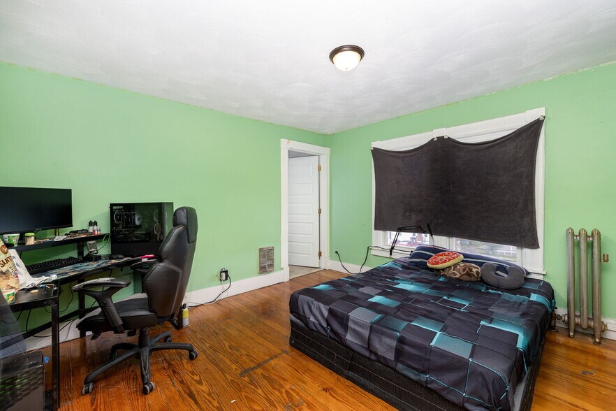 More Photos Of 704-708 Sumner Ave, Springfield Office Residential For Sale