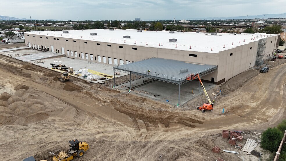 More Photos Of 2825 Riverside Pky, Grand Junction Warehouse For Lease