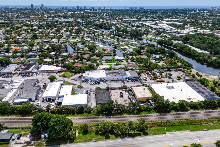 More Photos Of 1800-1812 SW 7th Ave, Pompano Beach Warehouse For Sale
