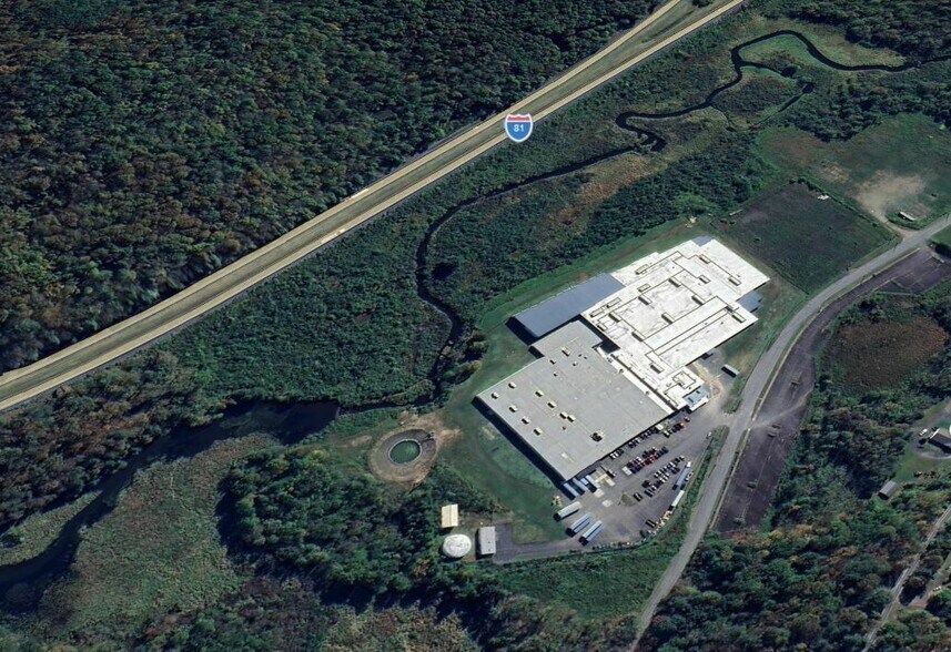 More Photos Of 204 Franklin Valley Rd, Dalton Manufacturing For Sale