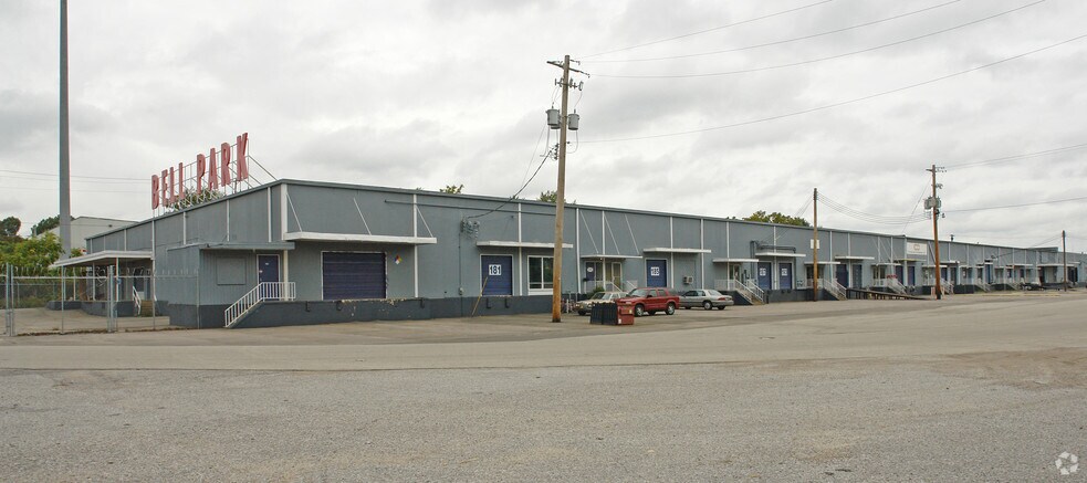 More Photos Of 177-235 Cumberland St, Memphis Distribution For Lease