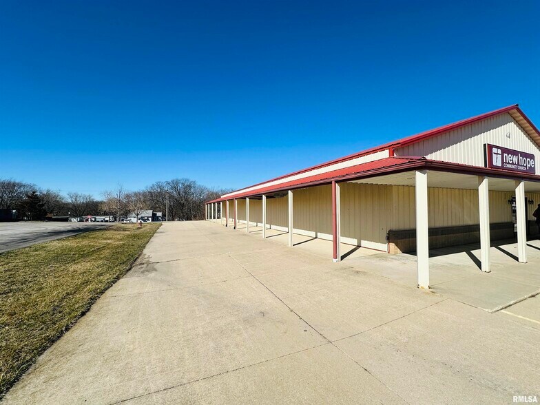 More Photos Of 510 Woodland Knolls Rd, Germantown Hills Flex For Lease
