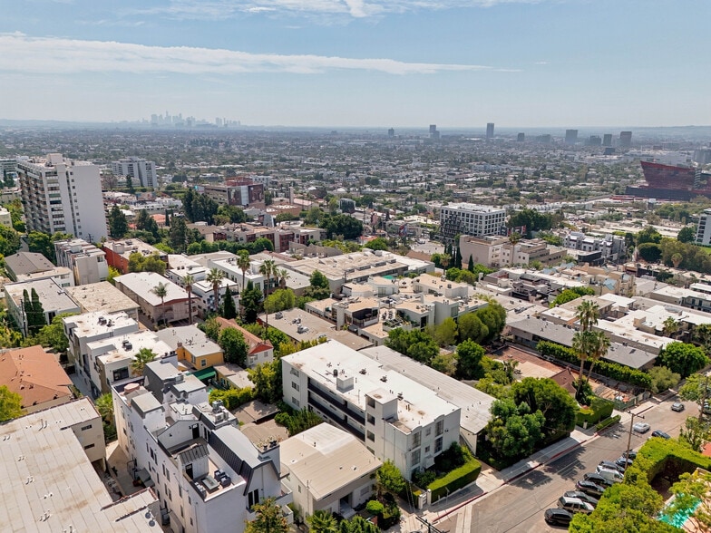 More Photos Of 1214 N Clark St, West Hollywood Apartments For Sale