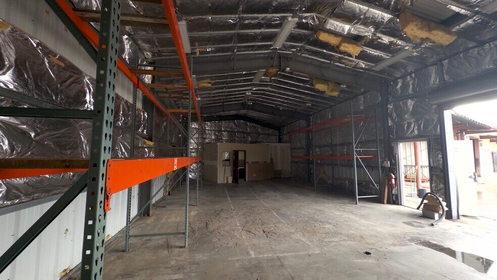 More Photos Of 500 Alakawa St, Honolulu Warehouse For Lease