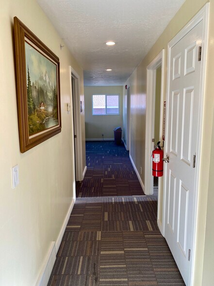 More Photos Of 579 S Main St, Kaysville Office For Sale