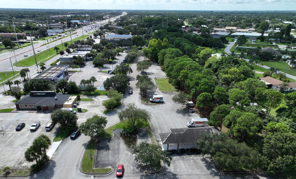 More Photos Of 10425 S Us-1 Hwy, Port Saint Lucie Freestanding For Lease