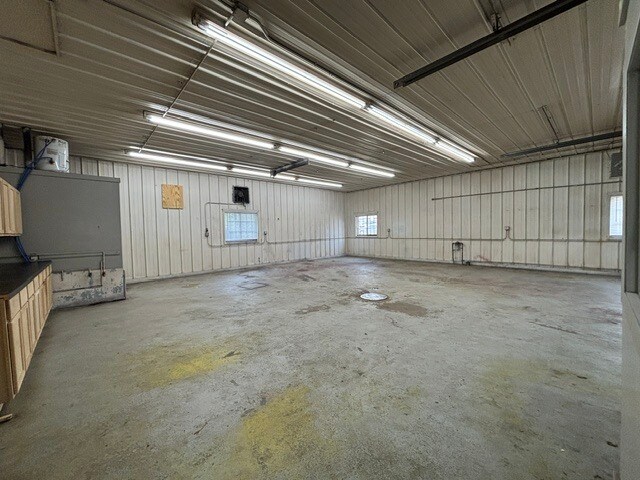 More Photos Of 412 Theresa St, Watertown Self Storage For Lease
