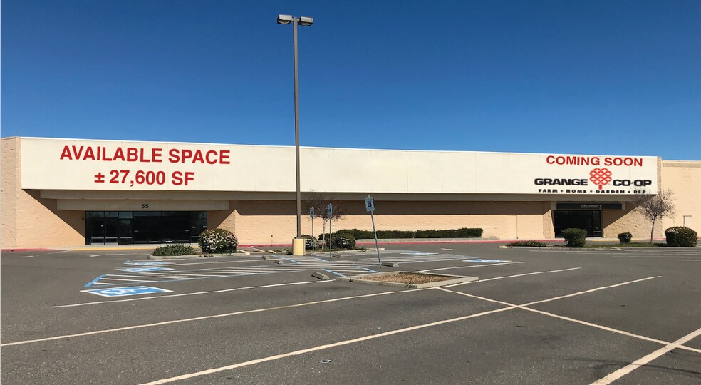 More Photos Of 55 Lake Blvd, Redding Department Store For Lease