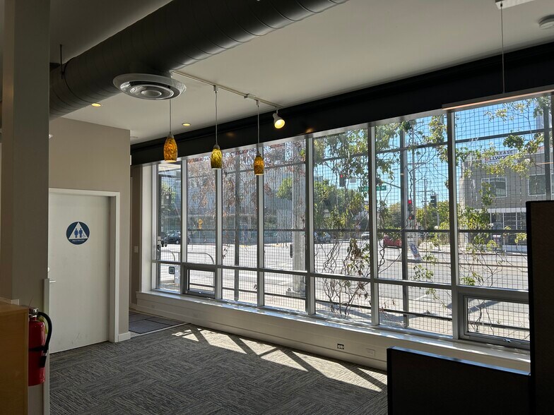 More Photos Of 3820 Broadway, Oakland Office Residential For Lease