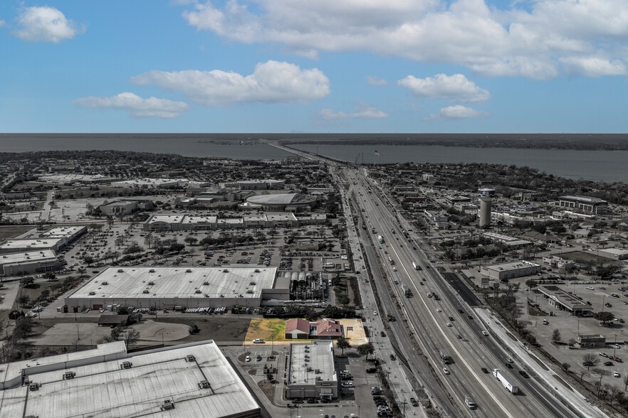 More Photos Of 801 E Interstate 30, Rockwall Freestanding For Sale