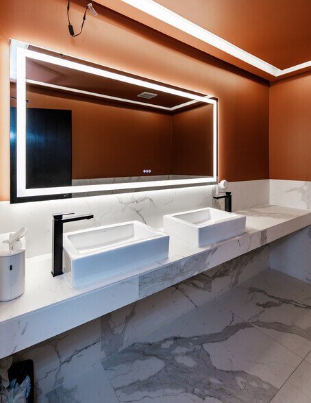 More Photos Of 130 E Kiowa Ave, Colorado Springs Apartments For Sale