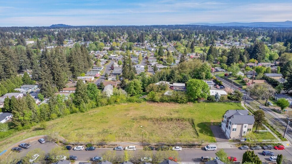 More Photos Of SE Steele St, Portland Land For Sale