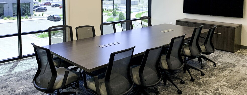 More Photos Of 2675 W 600 N, Lindon Office For Lease