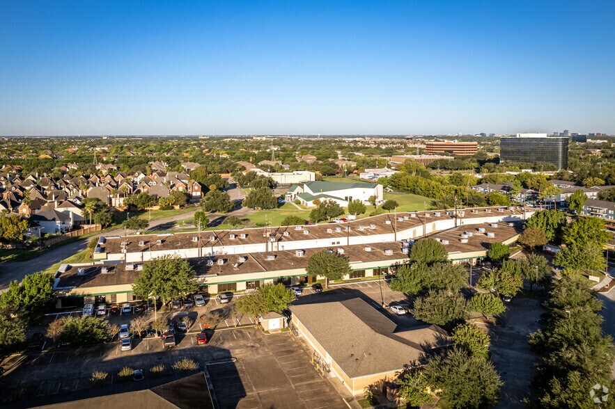 More Photos Of 11200-11248 Wilcrest Green Dr, Houston Unknown For Lease