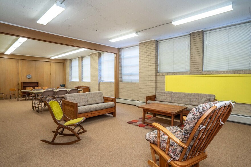 More Photos Of 295 Arch St, New Britain Religious Facility For Sale
