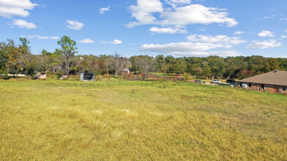 More Photos Of 2101 Fort Worth, Weatherford Land For Sale