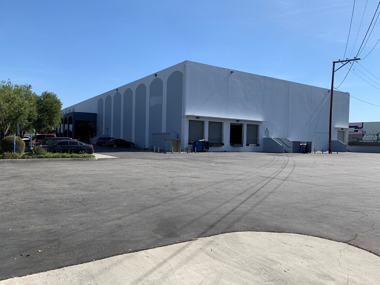 Primary Photo Of 5550-5678 Ferguson Dr, Commerce Distribution For Lease