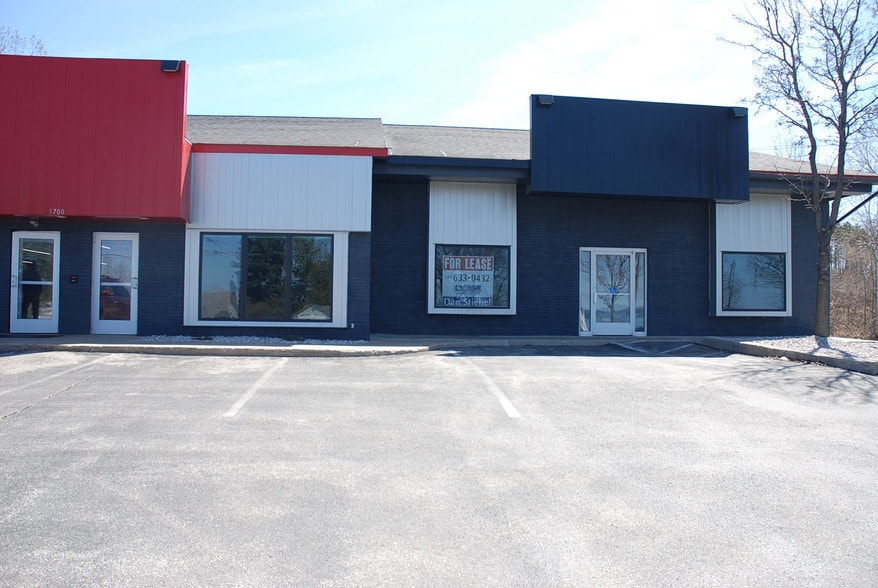 More Photos Of 5700 N US-31 Hwy, Acme Freestanding For Lease