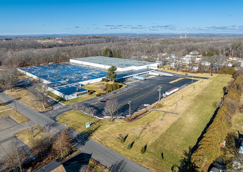 More Photos Of 53 Manning Rd, Enfield Warehouse For Lease