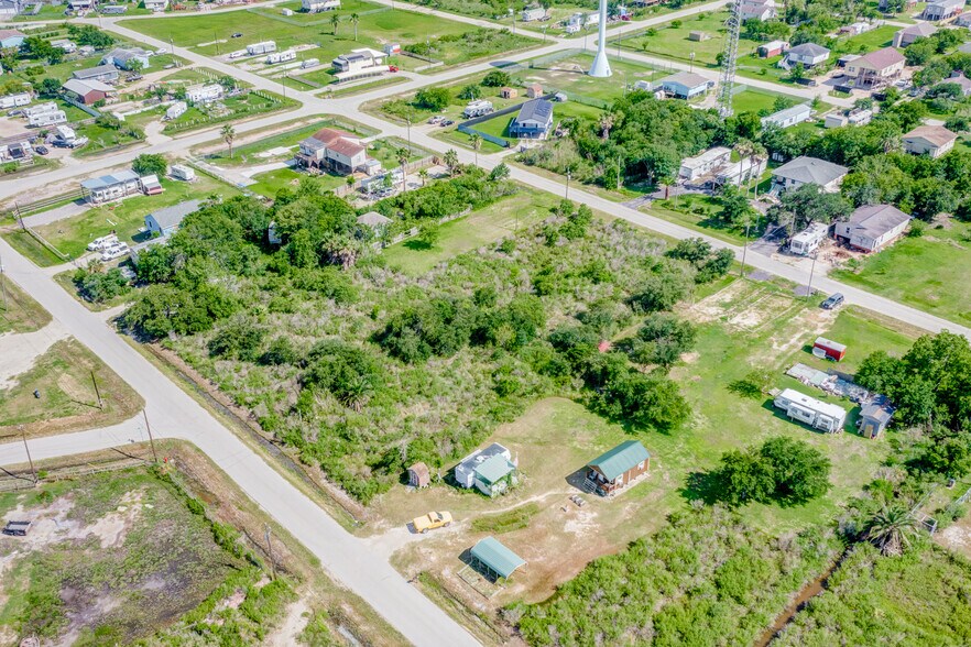 More Photos Of 0 Mallard St, Hitchcock Land For Sale