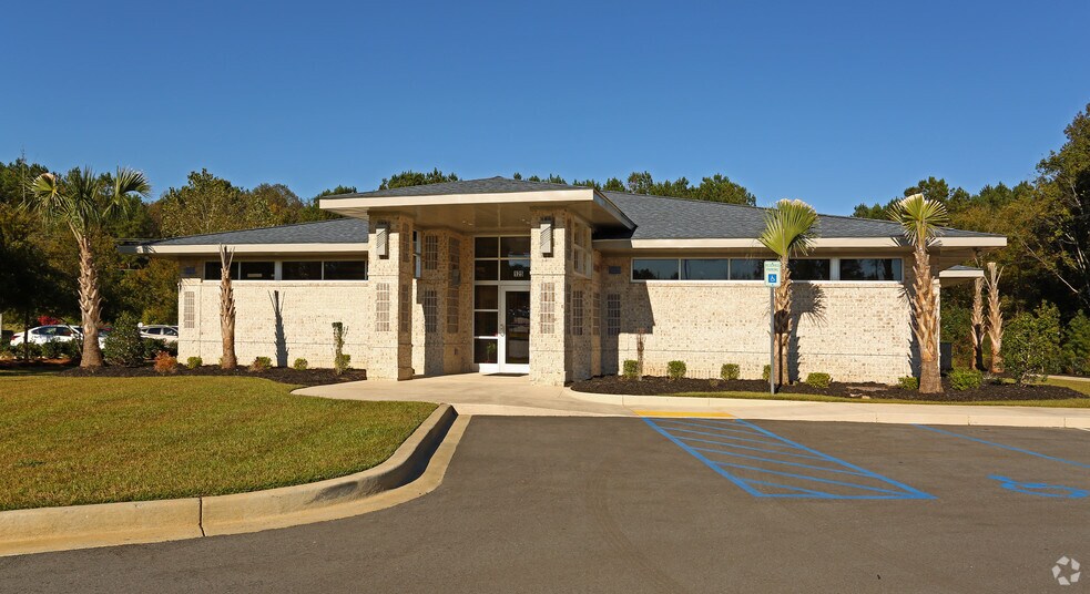 More Photos Of 125 Park Place Ct, Lexington Medical For Sale