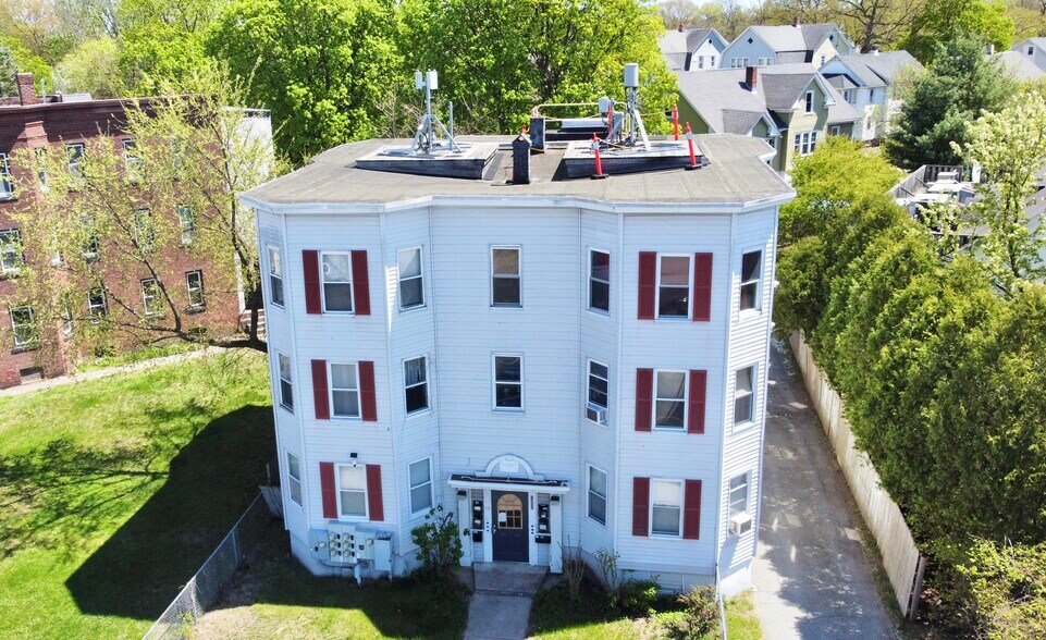 More Photos Of 855 Liberty St, Springfield Apartments For Sale