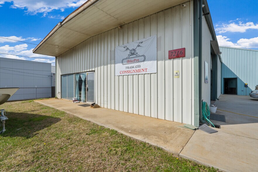 More Photos Of 7216 Hiram Douglasville Hwy, Douglasville Freestanding For Sale