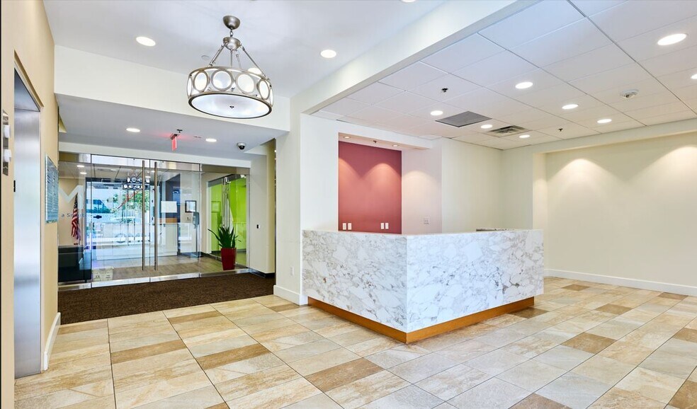 More Photos Of 2850 Eisenhower Ave, Alexandria Office For Lease