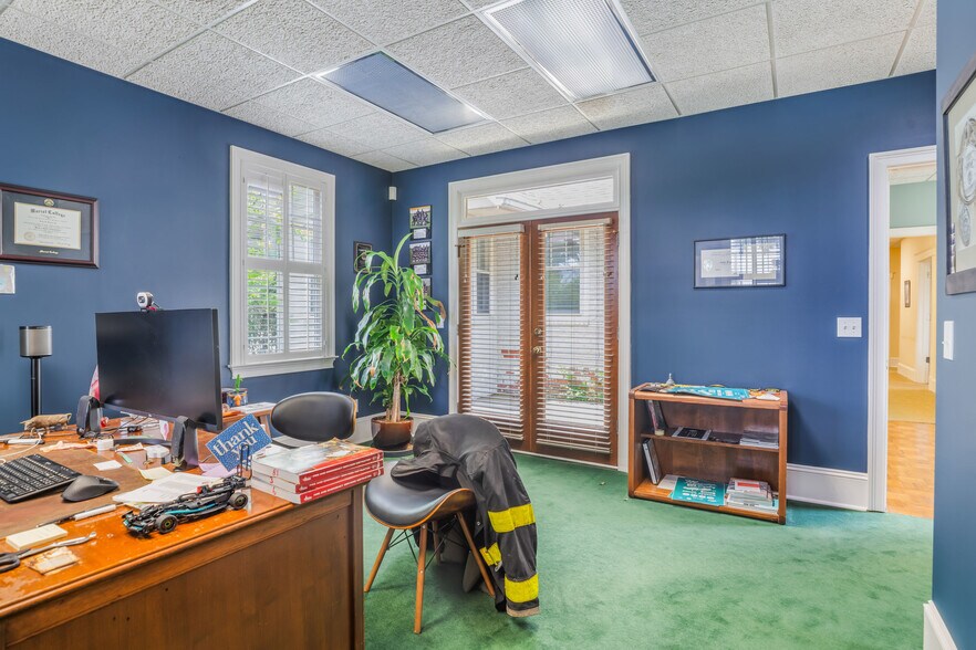 More Photos Of 720 North Ave, Macon-Bibb Office Residential For Sale