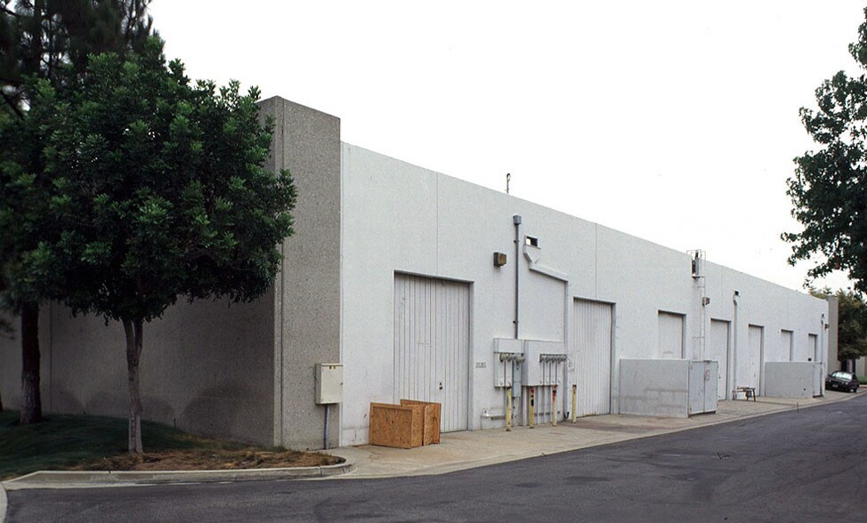 More Photos Of 20253-20265 Paseo Del Prado, Walnut Warehouse For Lease