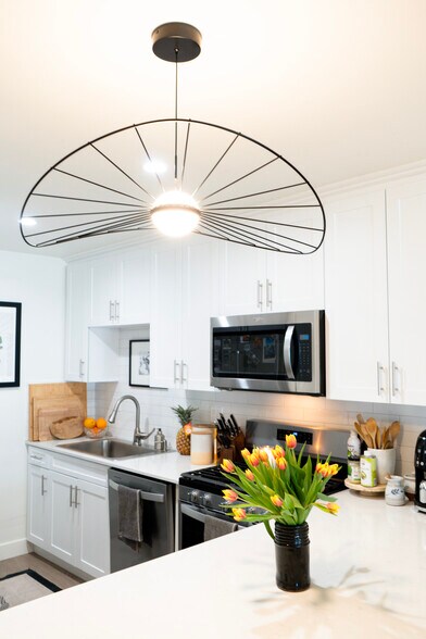 More Photos Of 1401 Olive Ave, Huntington Beach Apartments For Sale