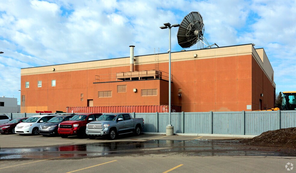 Primary Photo Of 5305 Allard Way NW, Edmonton Warehouse For Lease