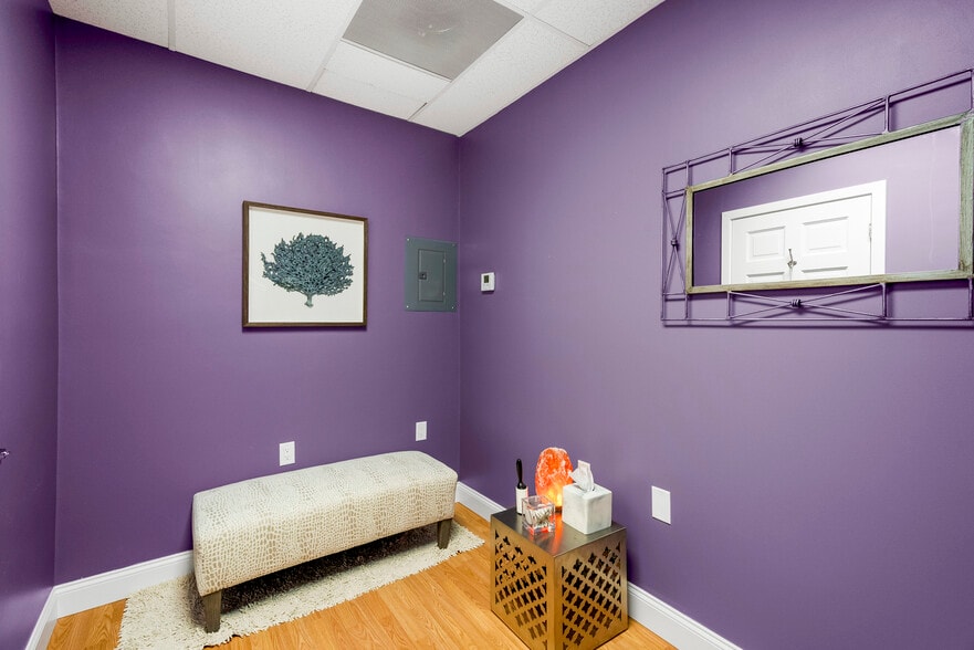 More Photos Of 984 Charles St, North Providence Office For Sale