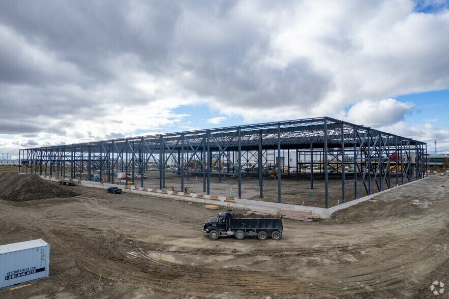 More Photos Of 351 New Enterprise Way, Vaughan Manufacturing For Sale