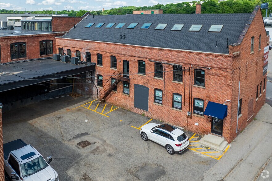 More Photos Of 95-99 Prescott St, Worcester Flex For Lease