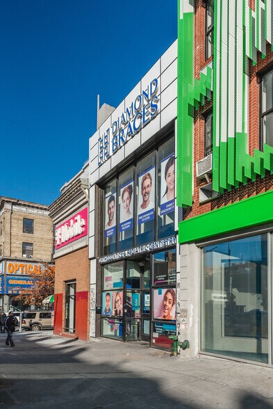 More Photos Of 22 Graham Ave, Brooklyn Storefront For Sale