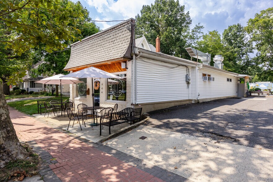 More Photos Of 538 Burlington Ave, Delanco Freestanding For Sale