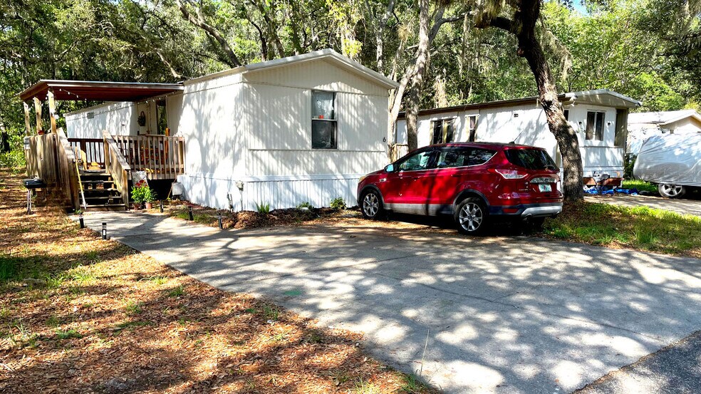 More Photos Of 14455 E Highway 25, Ocklawaha Manufactured Housing Mobile Home Park For Sale