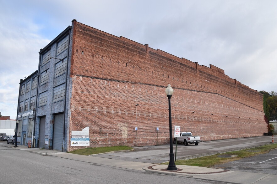 More Photos Of 1320 Smith St, Charleston Warehouse For Sale