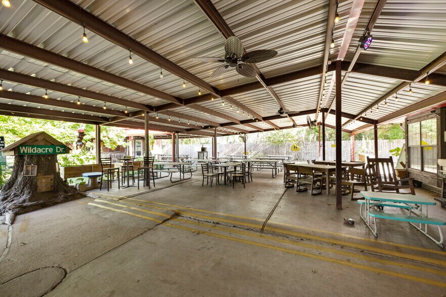 More Photos Of 18541 Mueschke Rd, Cypress Restaurant For Sale