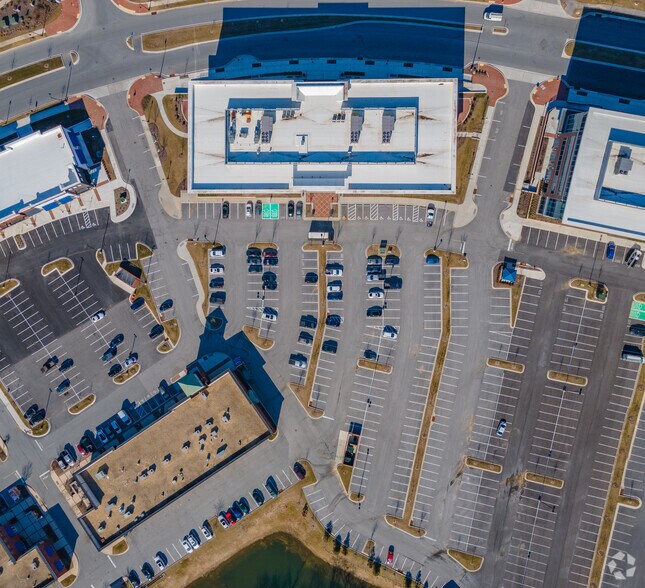 More Photos Of 6201 Greenleigh Ave, Middle River Office For Lease