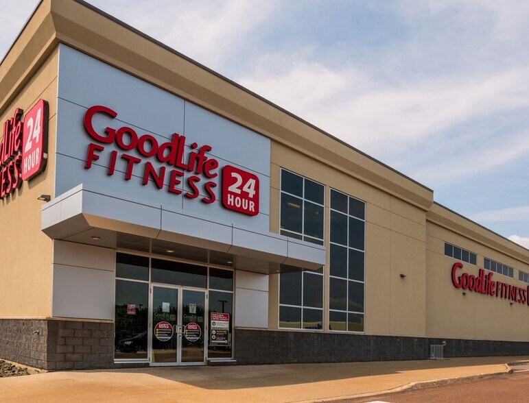 More Photos Of 52-110 Wyse St, Moncton General Retail For Lease