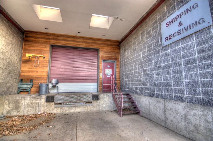 More Photos Of 530 Compton St, Broomfield Flex For Lease