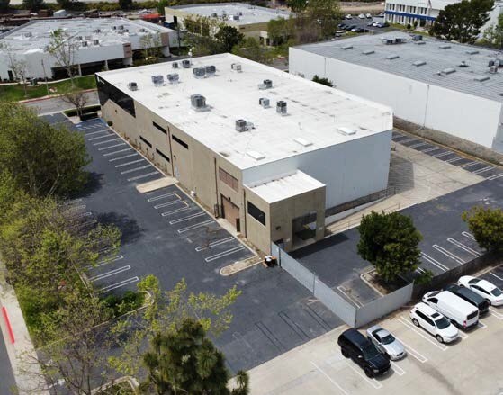 More Photos Of 1690 Scenic Ave, Costa Mesa Light Distribution For Lease